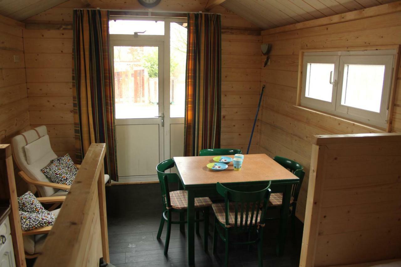 Chalet - Camping 'T Dekske Wintelre Zewnętrze zdjęcie