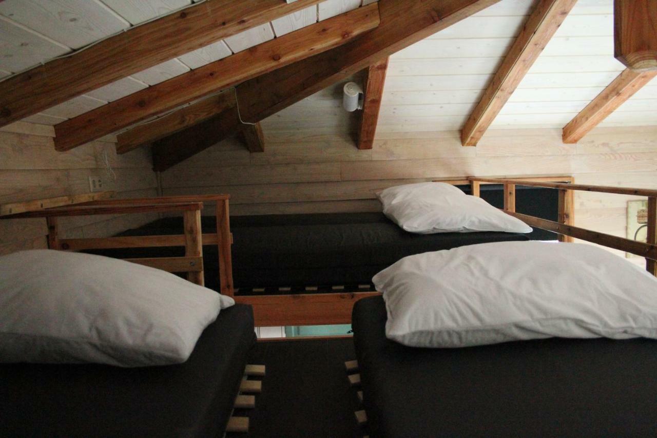 Chalet - Camping 'T Dekske Wintelre Zewnętrze zdjęcie