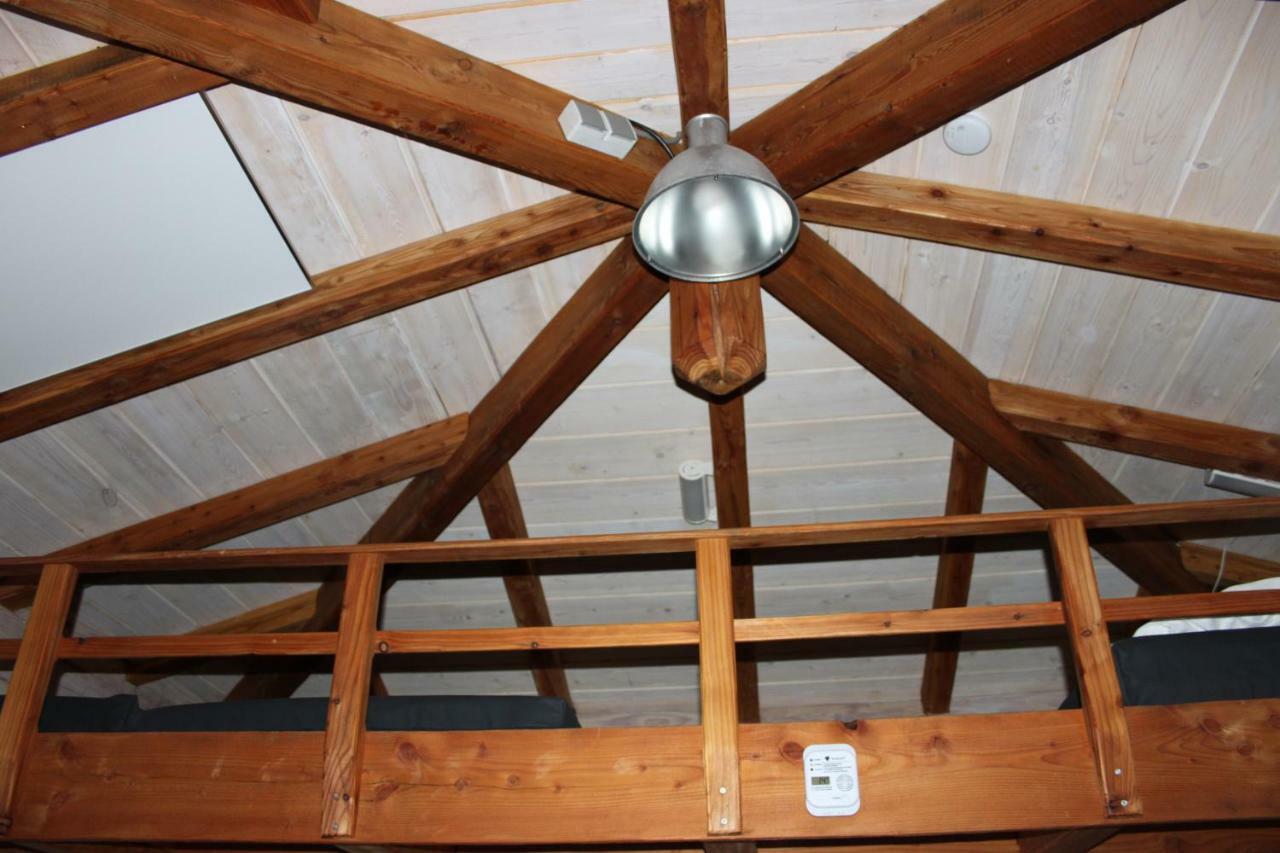 Chalet - Camping 'T Dekske Wintelre Zewnętrze zdjęcie