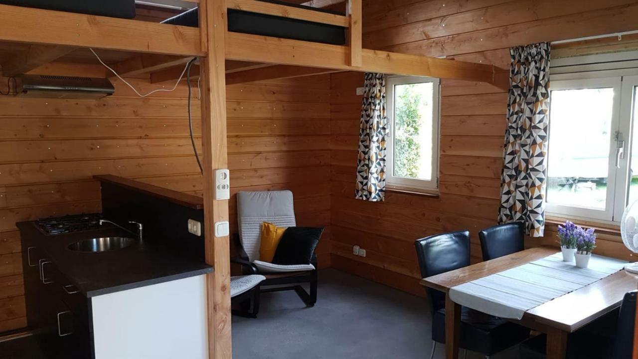 Chalet - Camping 'T Dekske Wintelre Zewnętrze zdjęcie